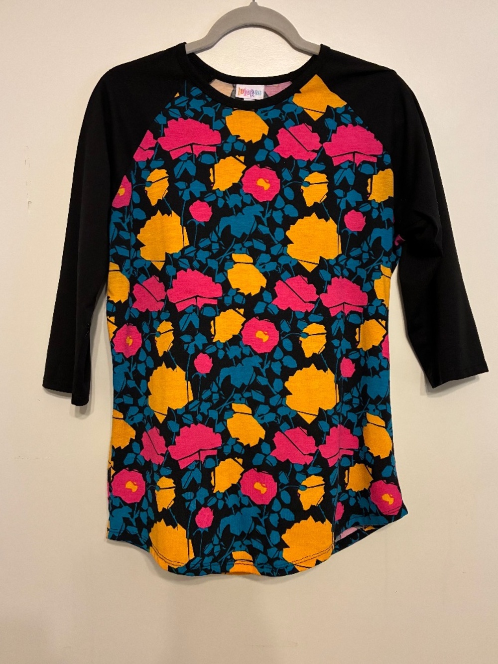 Lularoe comes top size medium